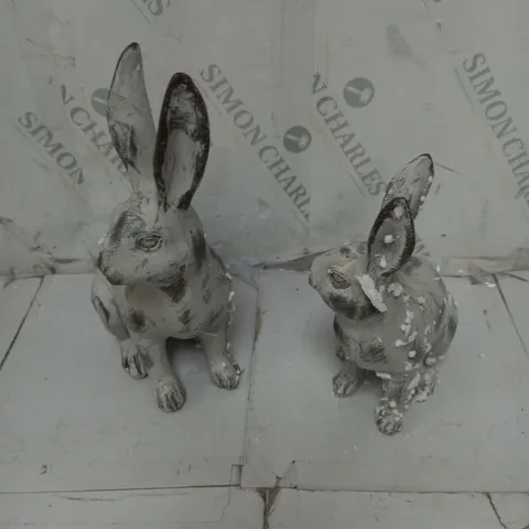 OTTERS BROOK SET OF 2 POLYRESIN RABBIT DECORATIONS