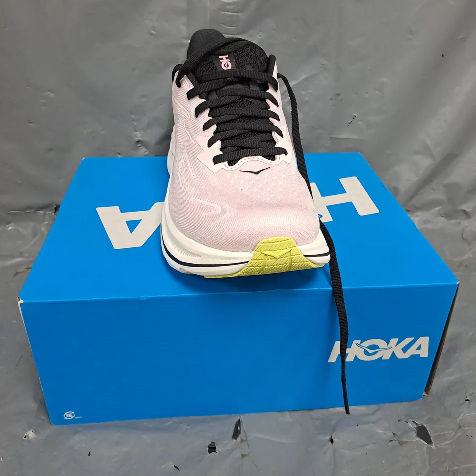 BOXED PAIR OF HOKA TRAINERS IN PINK SIZE UK 5