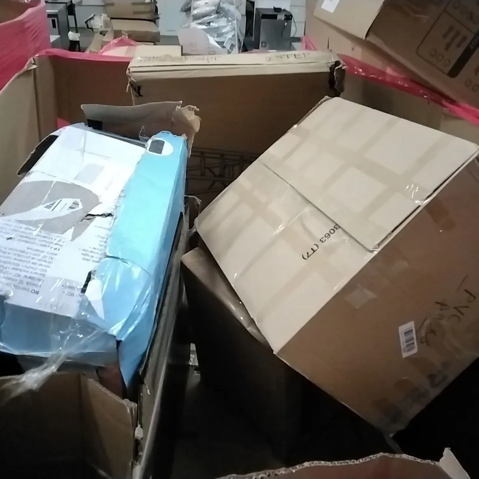 PALLET OF ASSORTED PRODUCTS AND HOUSEHOLD GOODS TO INCLUDE;POP UP BEACH TENT,RICE COOKER,METAL FRAME MIRROR