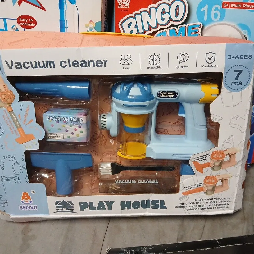 LOT OF 5 ASSORTED TOYS AND GAMES TO INCLUDE FRIENDS JIGSAW, LEGO TECHNICS AND VACUUM CLEANER PLAY SET