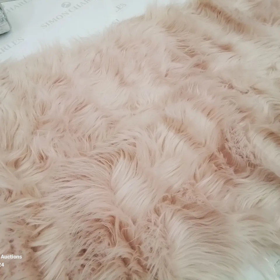 BRAND NEW PACO HOME 960 PLAYA PINK 55X60CM SHAGGY RUG