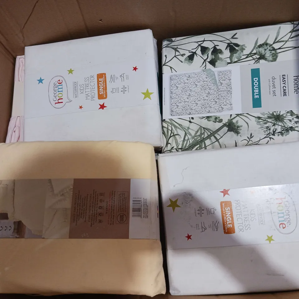 BOX OF APPROXIMATELY 15 ASSORTED BEDDING AND SOFT FURNISHING ITEMS TO INCLUDE - DUVET SETS, AND MATTRESS PROTECTOR ETC. 