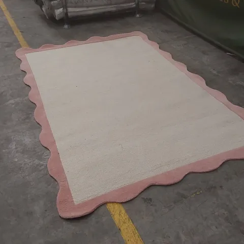 QUALITY DESIGNER AREA RUG - APPROXIMATELY 287 x 197cm