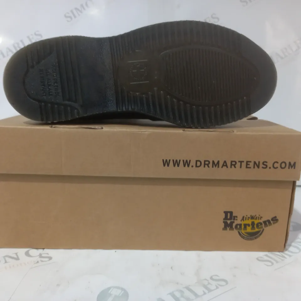 BOXED PAIR OF DR MARTENS VEGAN FLORA BOOTS IN BLACK UK SIZE 4