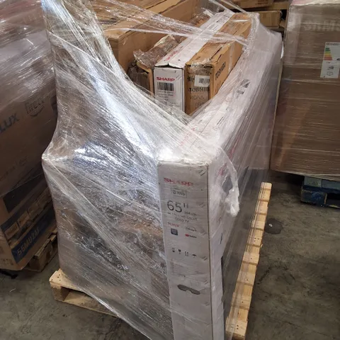 PALLET CONTAINING APPROXIMATELY 11 ASSORTED DAMAGE TVS