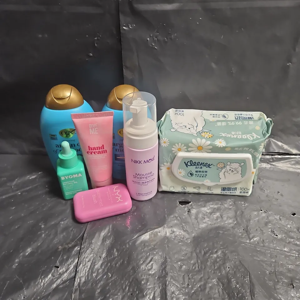 APPROXIMATEY 20 ASSORTED HEALTH AND BEAUTY PRODUCTS TO INCLUDE - NIKK MOLE MOUSSE SHAMPOO - NYX NUTTERMELT BLUSH - BYOMA SENSITIVE RETINOL OIL - ETC