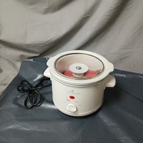 COOKS ESSENTIALS COMPACT SLOW COOKER BOXED