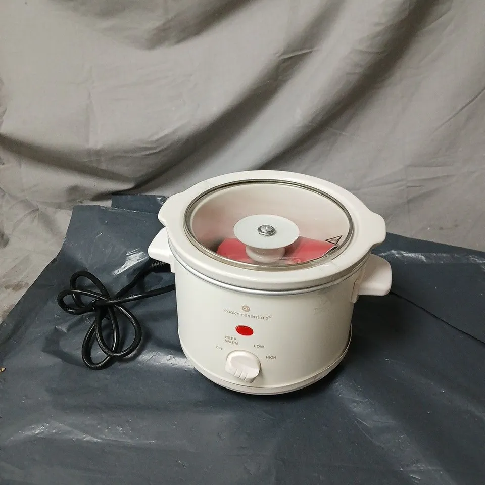COOKS ESSENTIALS COMPACT SLOW COOKER BOXED