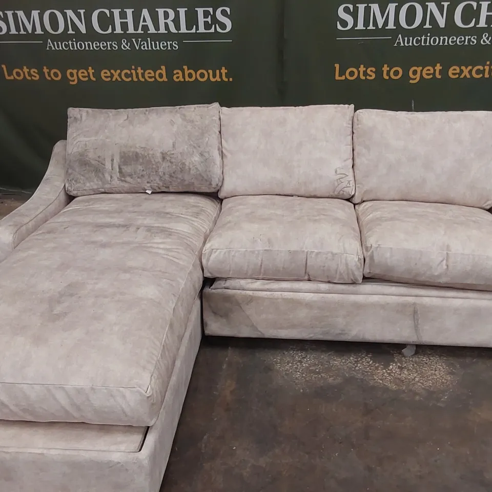 QUALITY DESIGNER 3 SEATER FABRIC UPHOLSTERED SOFA BED
