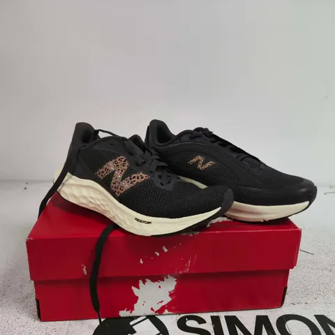 NEW BALANCE FRESH FOAM TRAINERS UK 6 BOXED