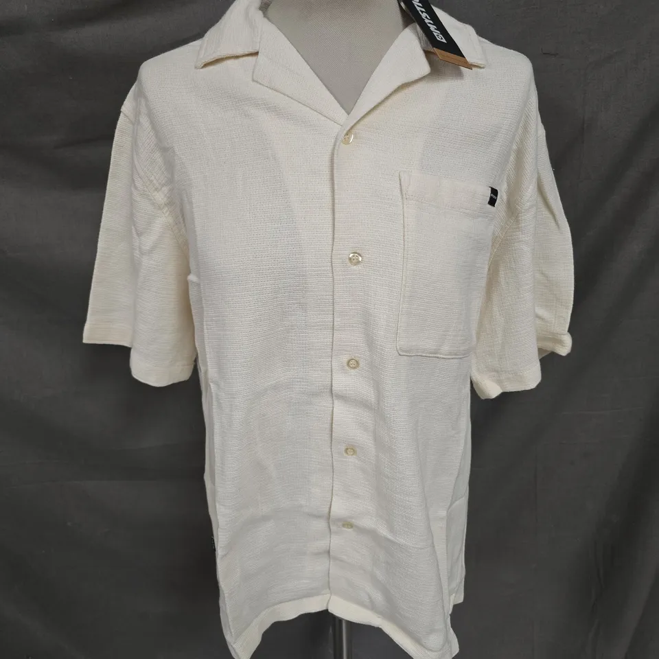 MYSTIC LAST LIGHT SHORT SLEEVE SHIRT IN CREAM SIZE M