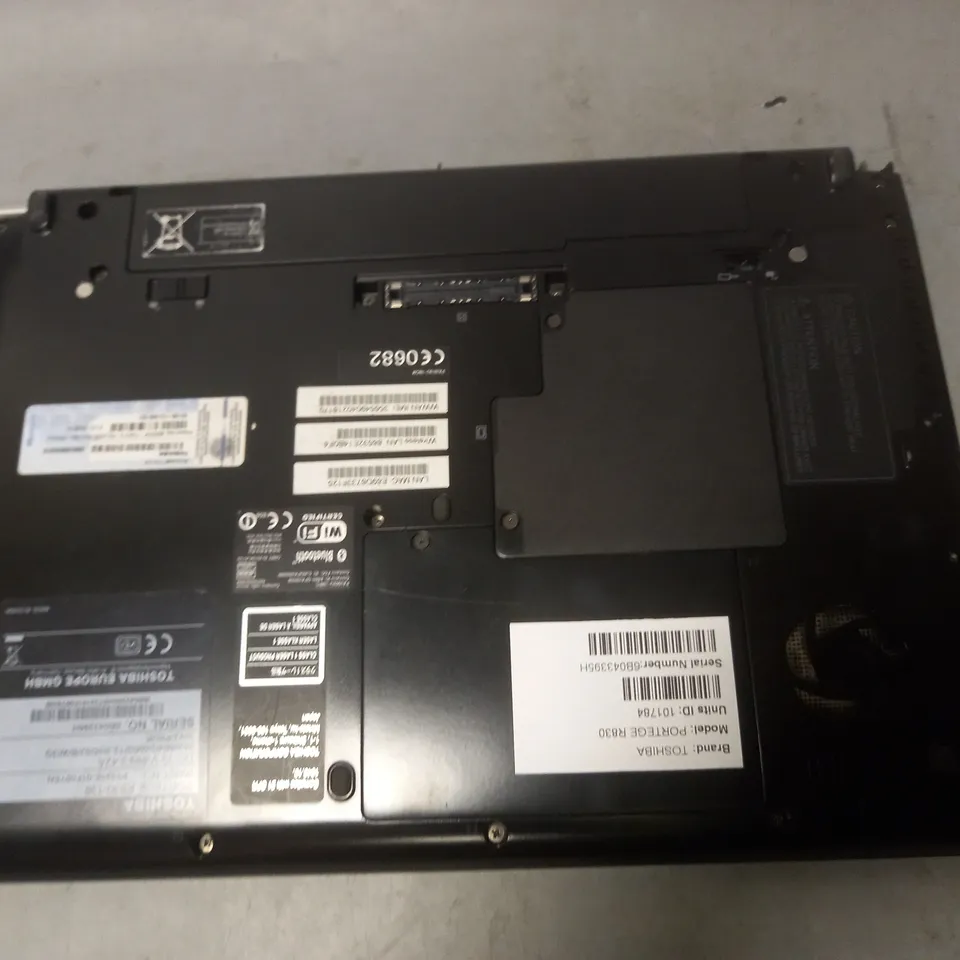 TOSHIBA PORTEGE R830 CORE I5 LAPTOP