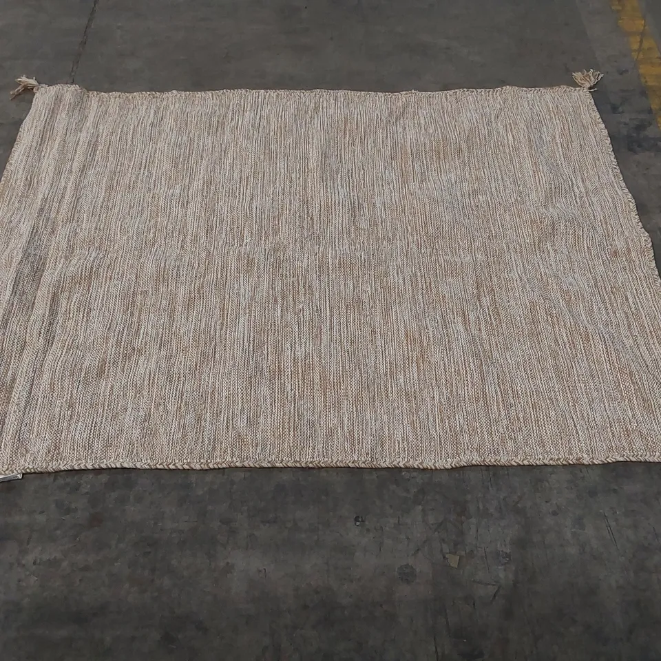 BRAND NEW BAGGED KILIM RUG - 120 x 170cm