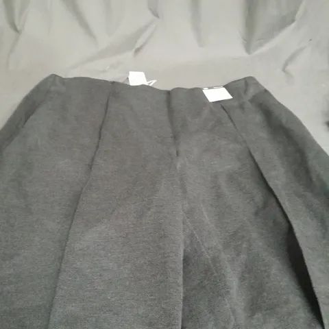 M&S REGULAR STRAIGHT HIGH RISE TROUSERS - SIZE 20