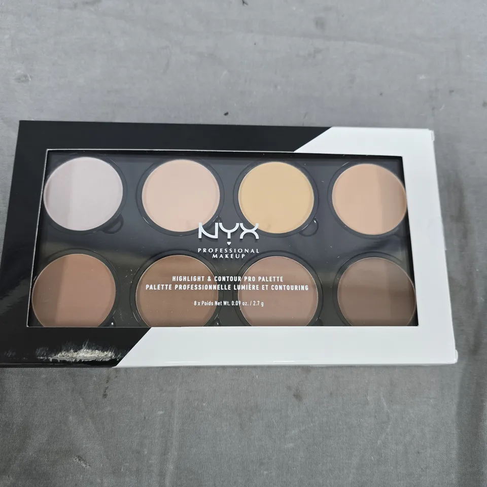 NYX PROFESSIONAL MAKEUP HIGHLIGHT & CONTOUR PRO PALETTE RRP £18