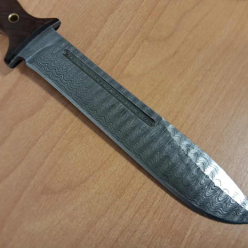 6.5" FULL TANG HUNTING KNIFE WITH SHEATH 