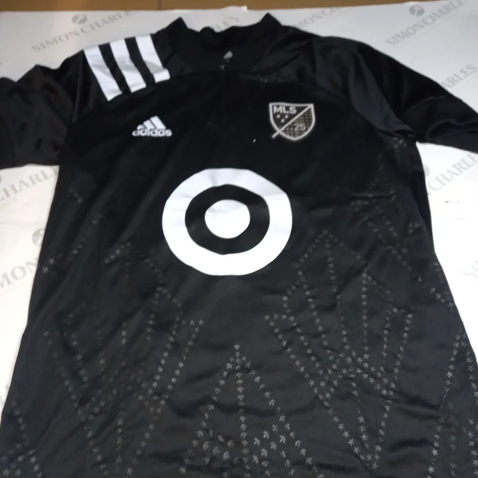 MLS FOOTBALL SHIRT SIZE M
