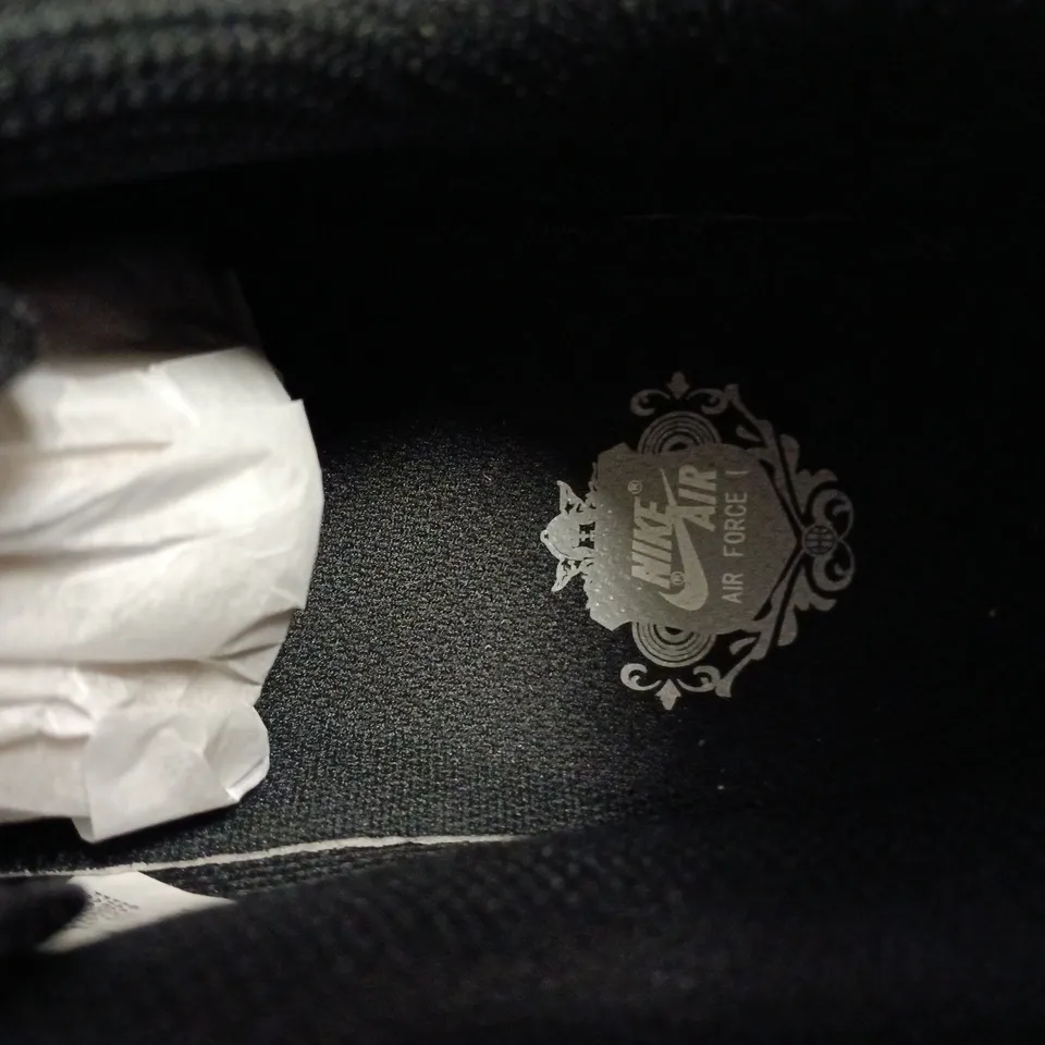 NIKE AIR FORCE 1 SNEAKERS – BLACK UK10