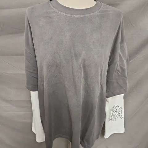 MERTRA LAYERED TEE IN GREY SIZE L