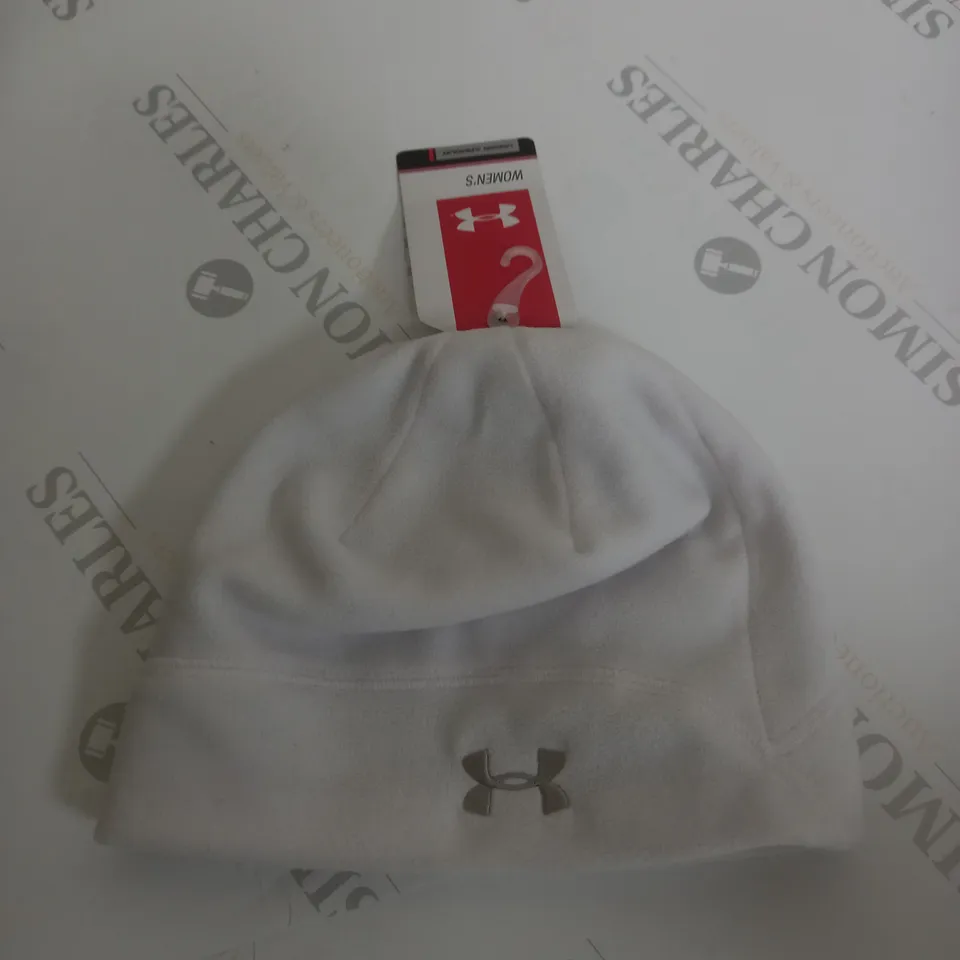 UNDER ARMOUR WHITE FLEECE BEANIE 