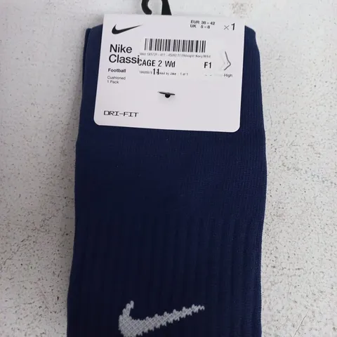NIKE CLASSIC DRI-FIT SOCKS – NAVY, UK 5-8