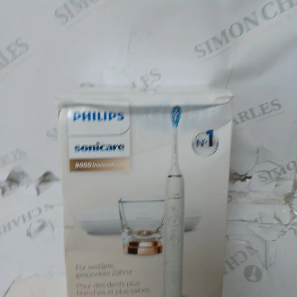 PHILIPS SONICARE DIAMOND CLEAN TOOTHBRUSH 