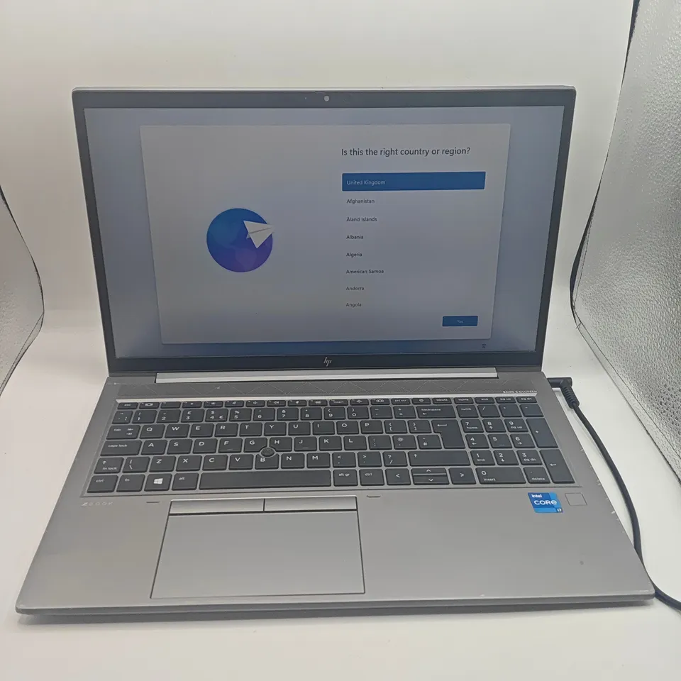 UNBOXED HP ZBOOK FIREFLY 15 G8 INTEL I-7 LAPTOP