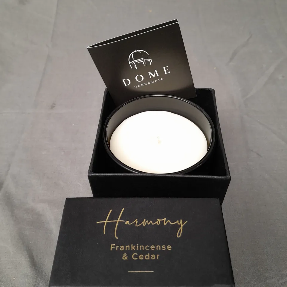 BOXED DOME HARROGATE FRANKINCENSE AND CEDAR SCENTED CANDLE