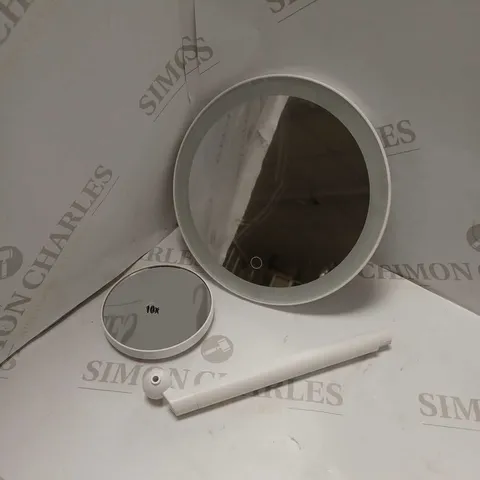 MAGN!TONE LONDON LIGHTUP NATURAL DAYLIGHT DESKTOP MIRROR