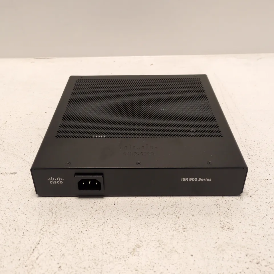 CISCO ISR 900 SERIES ROUTER