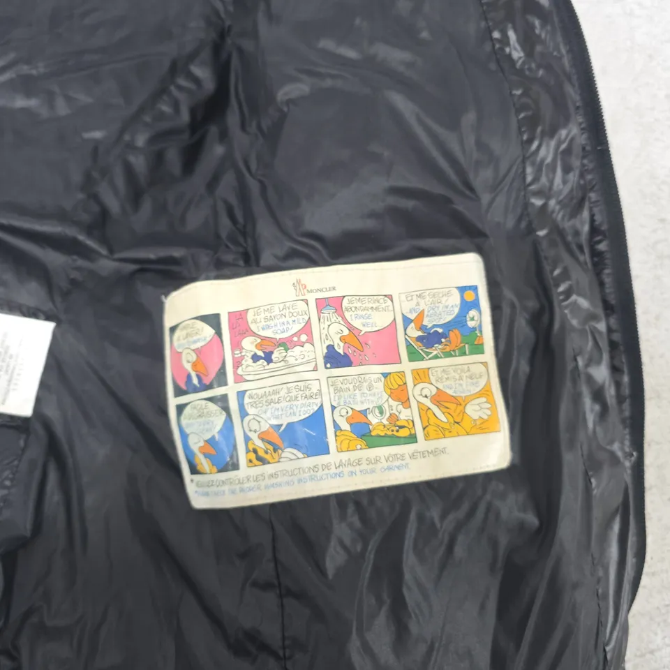 MONCLER DOWN JACKET – BLACK, FUR-TRIM HOOD, SIZE 4 (MONCLER)