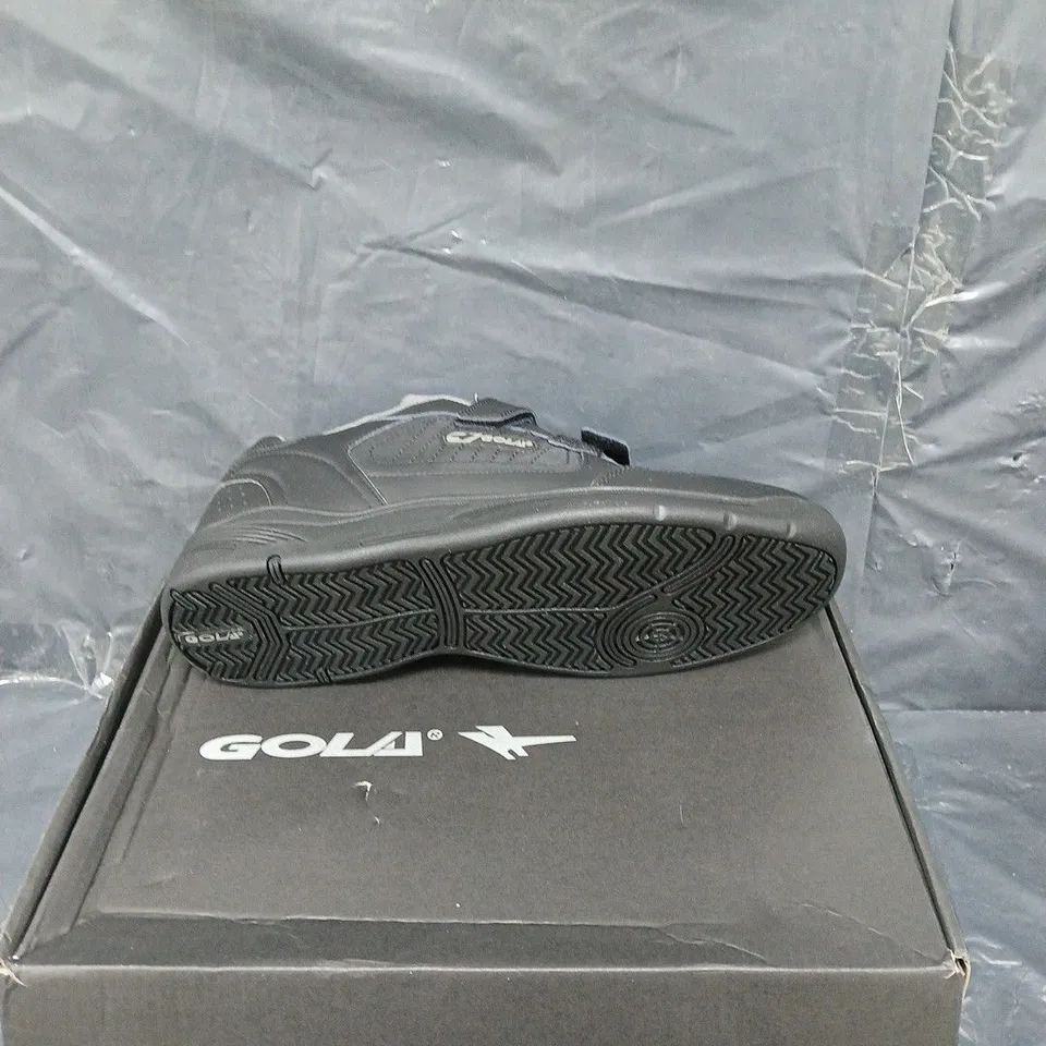 BOXED PAIR OF GOLA BELMONT 2 BLACK WIDE FIT UK 11