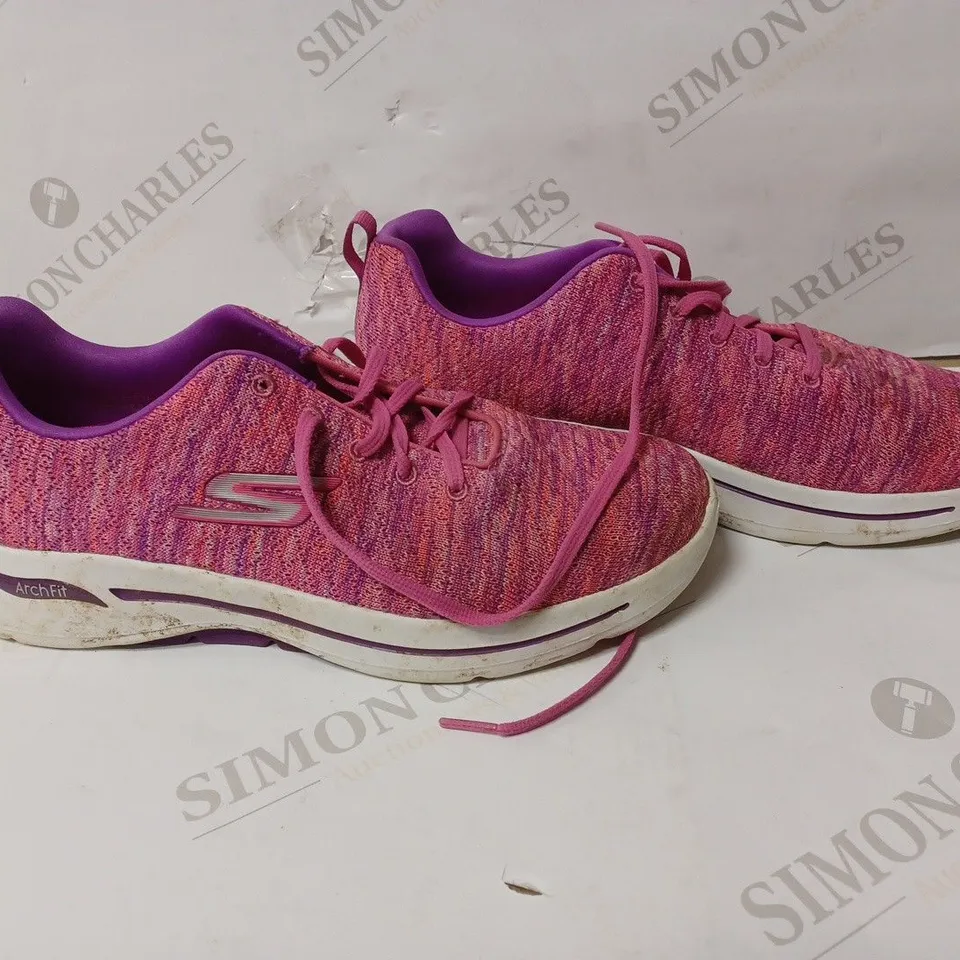 SKECHERS GO WALK ARCH FIT GLEE TRAINERS, PINK, UK 7