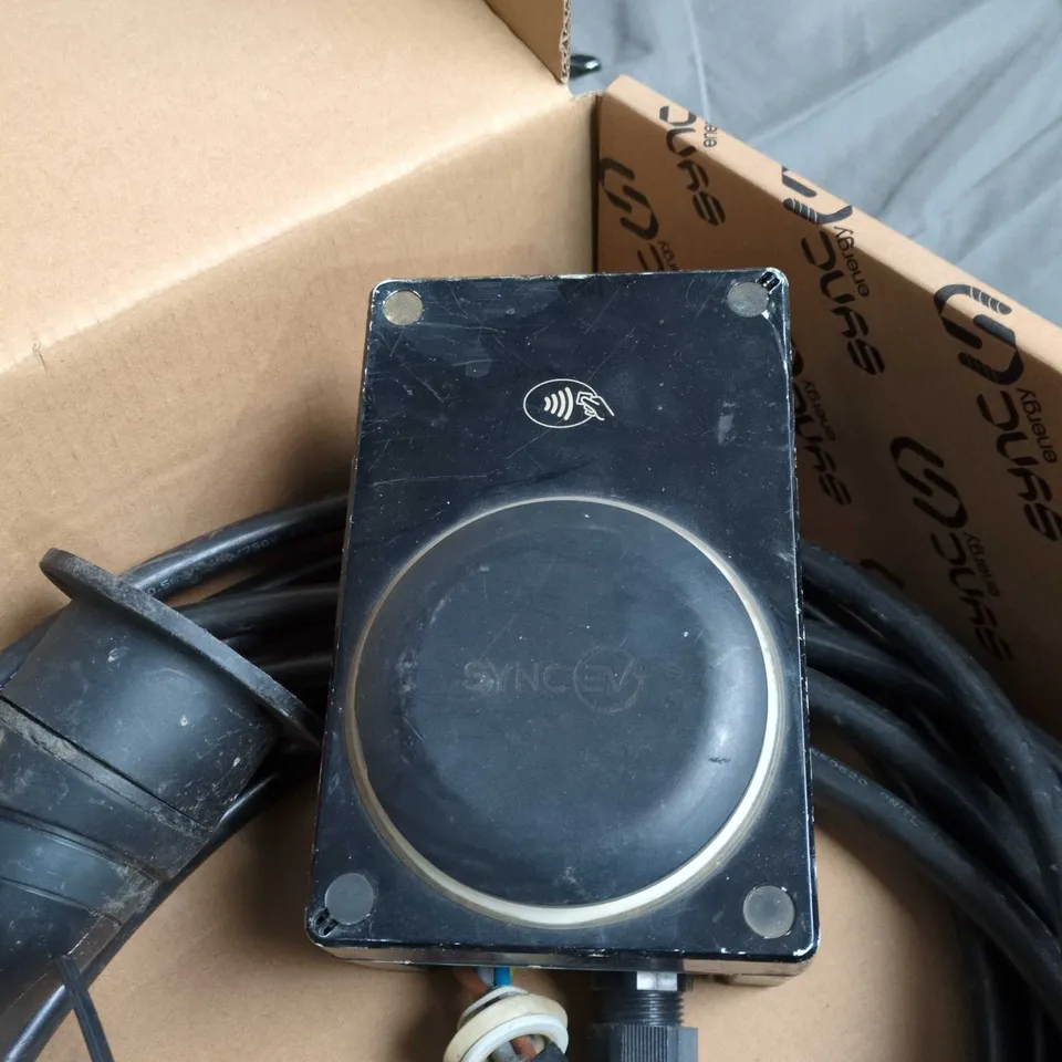 SYNC EV WALL CHARGER 2 – TETHERED (EVWC2T7GG), 7.4 KW, 32A, TYPE 2