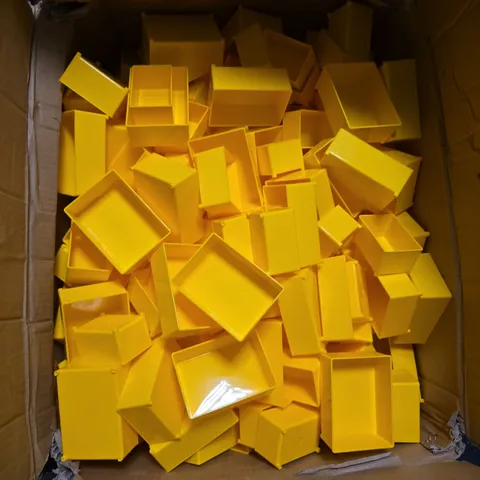 LARGE QUANTITY OF YELLOW PLASTIC STORAGE BOXES IN VARIOUS SIZES 