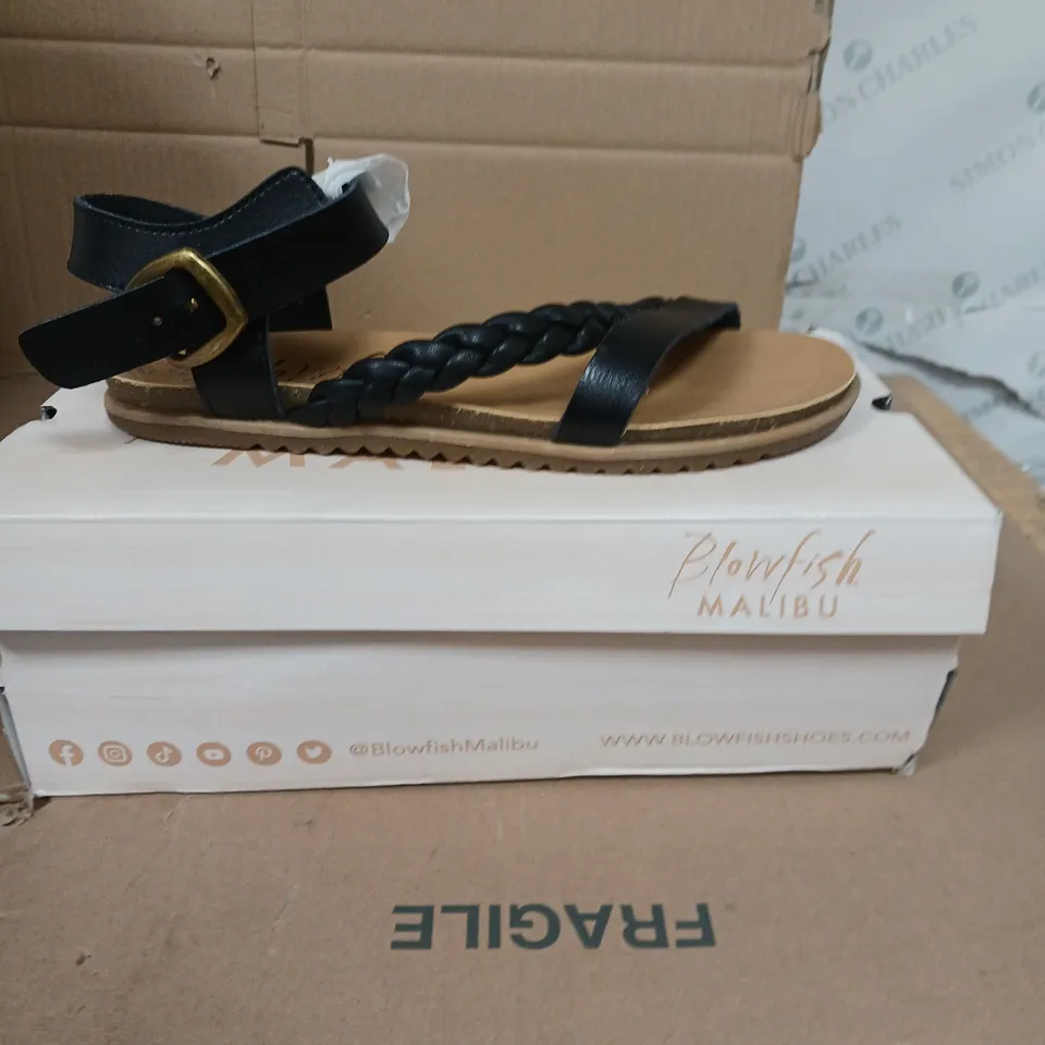 BLOWFISH MALIBU MYLO SANDALS BLACK SIZE 5