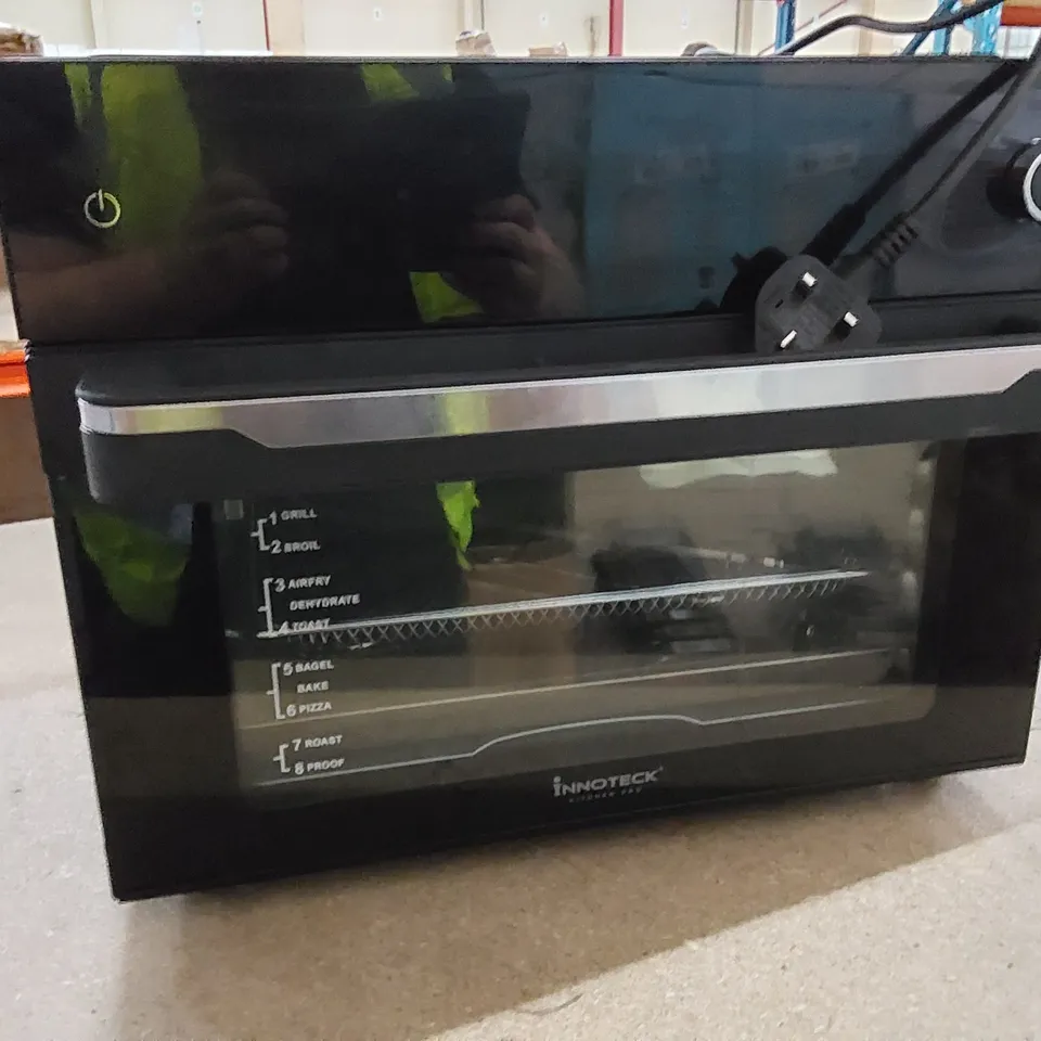 INNOTECK KITCHEN PRO 18 IN 1 30 L SMART DIGITAL AIR FRYER OVEN