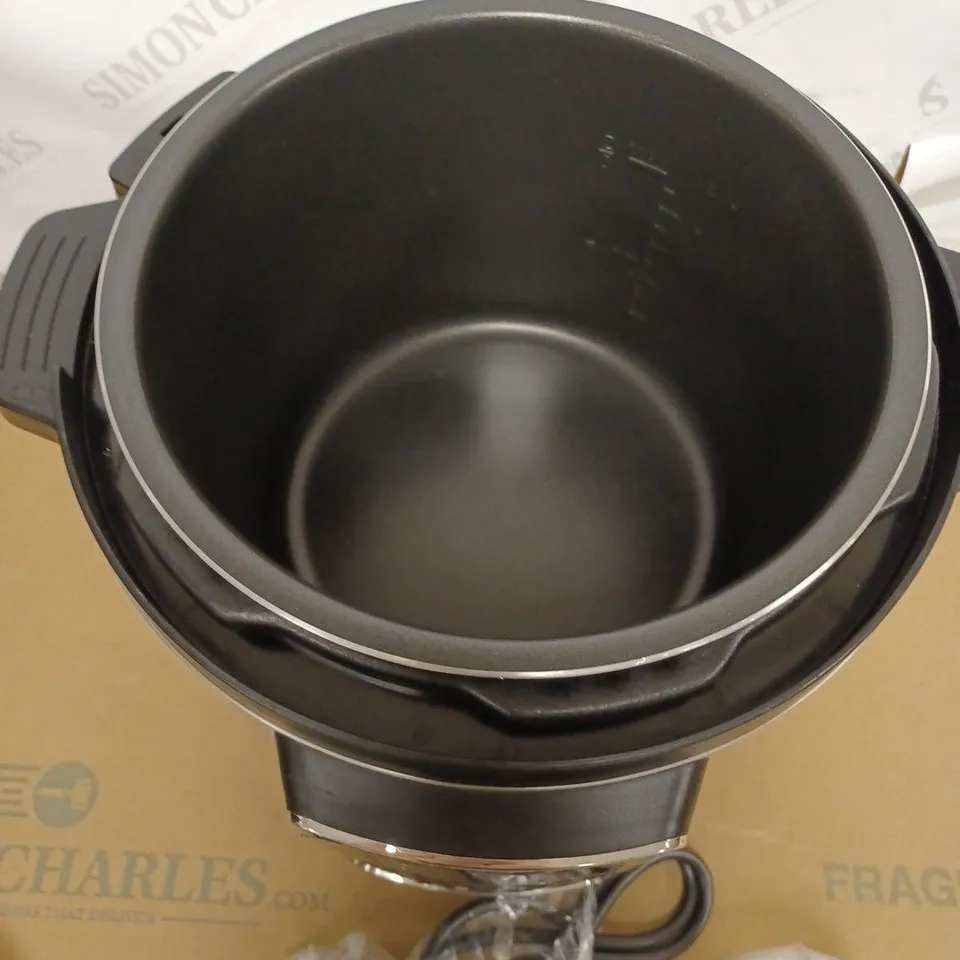 INNOTECK ELECTRIC PRESSURE COOKER WITH DIGITAL TIMER