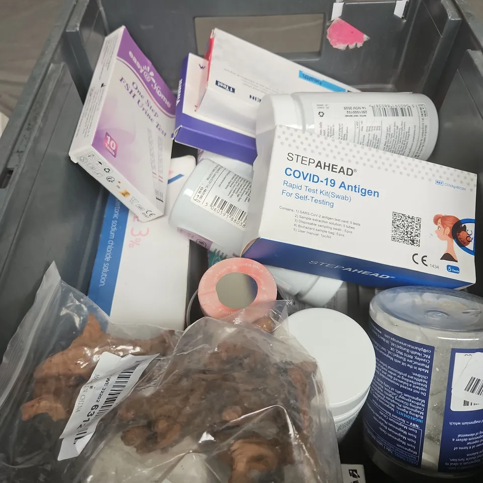 TOTE OF APPROXIMATELY 20 ASSORTED HEALTHCARE PRODUCTS TO INCLUDE PETS PUREST DENTAL SPRAY - LENS CLEANING SPRAY AND KNOWN MENOPAUSE SUPPORT SUPPLEMENTS