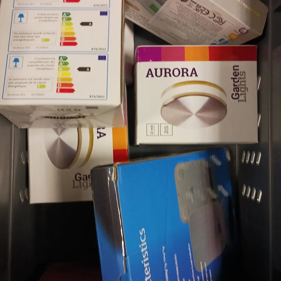 APPROXIMATELY 15 ASSORTED ELECTRICAL PRODUCTS TO INCLUDE UV LED LIGHT, TOUCH LIGHT SWITCH, DIGITAL SCALES ETC 