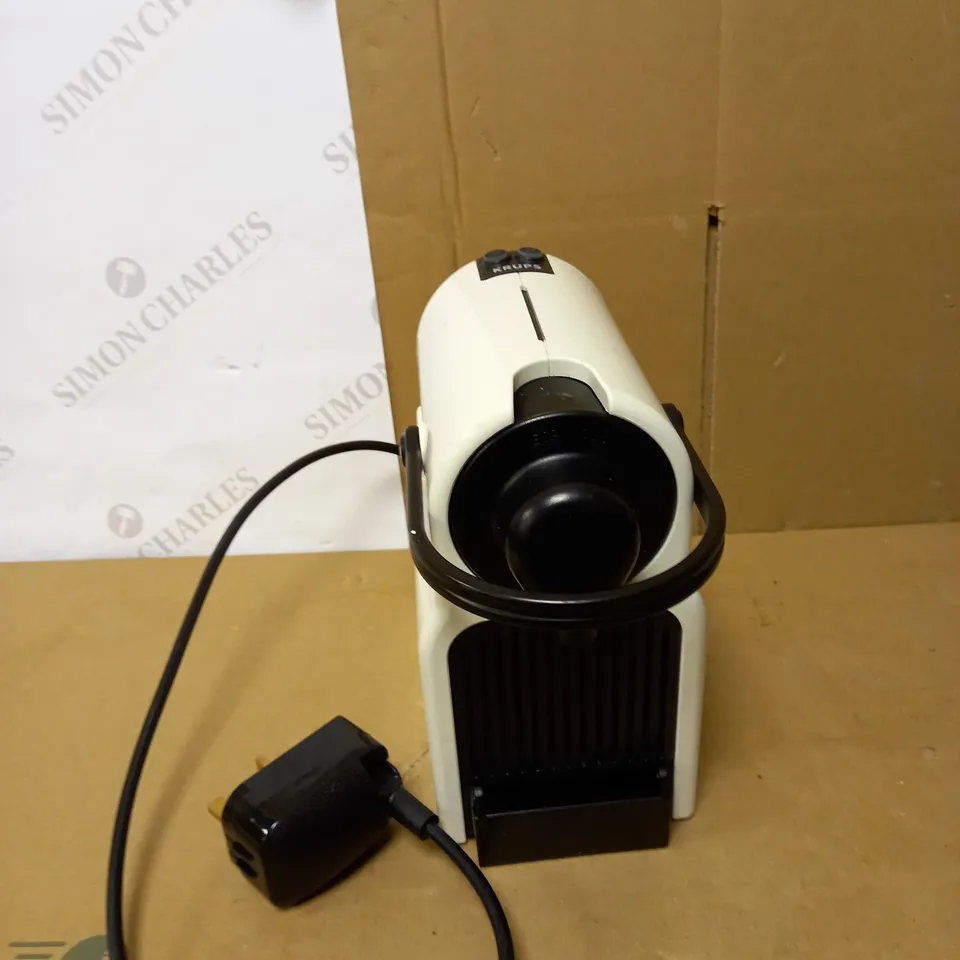 KRUPS NESPRESSO INISSIA COFFEE MACHINE