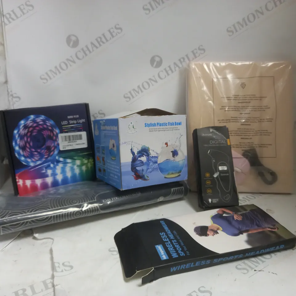 BOX OF APPROXIMATELY 5 ASSORTED ITEMS TO INCLUDE LED STRIPS, TIRE PRESSURE GAUGE, EMS FOOT MASSAGER ETC