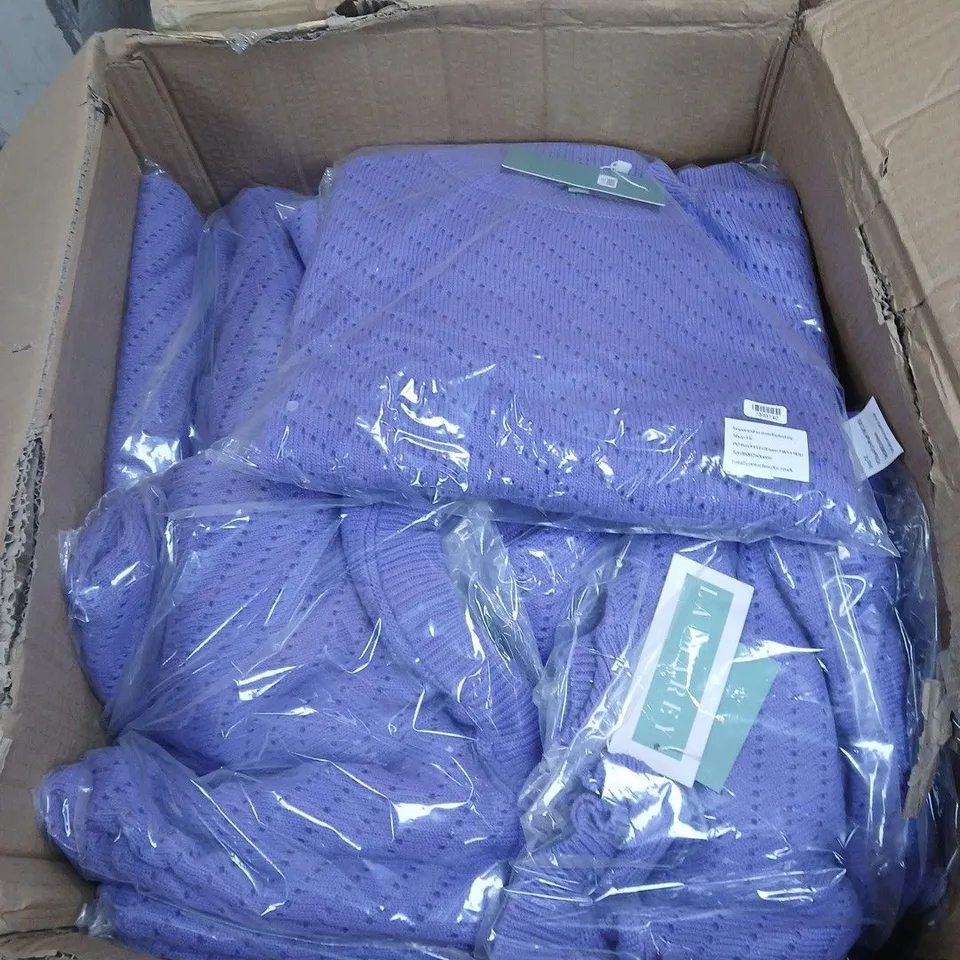 BOX OF APPROXIMATELY 20 LA MAREY KNITTED JUMPERS PURPLE SIZE L