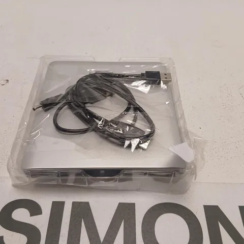 EXTERNAL ODD & HDD DEVICE ENCLOSURE – USB CABLE VISIBLE, SILVER
