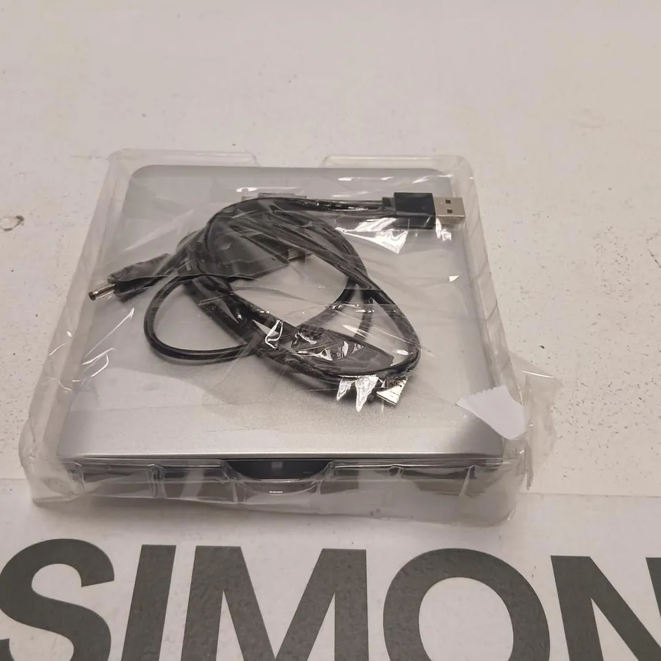 EXTERNAL ODD & HDD DEVICE ENCLOSURE – USB CABLE VISIBLE, SILVER