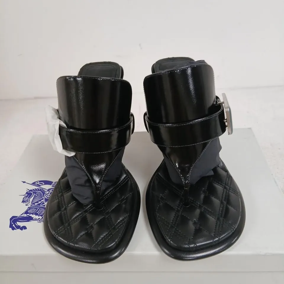 BURBERRY LEATHER SANDALS – BLACK, UK 5 (EU 38)