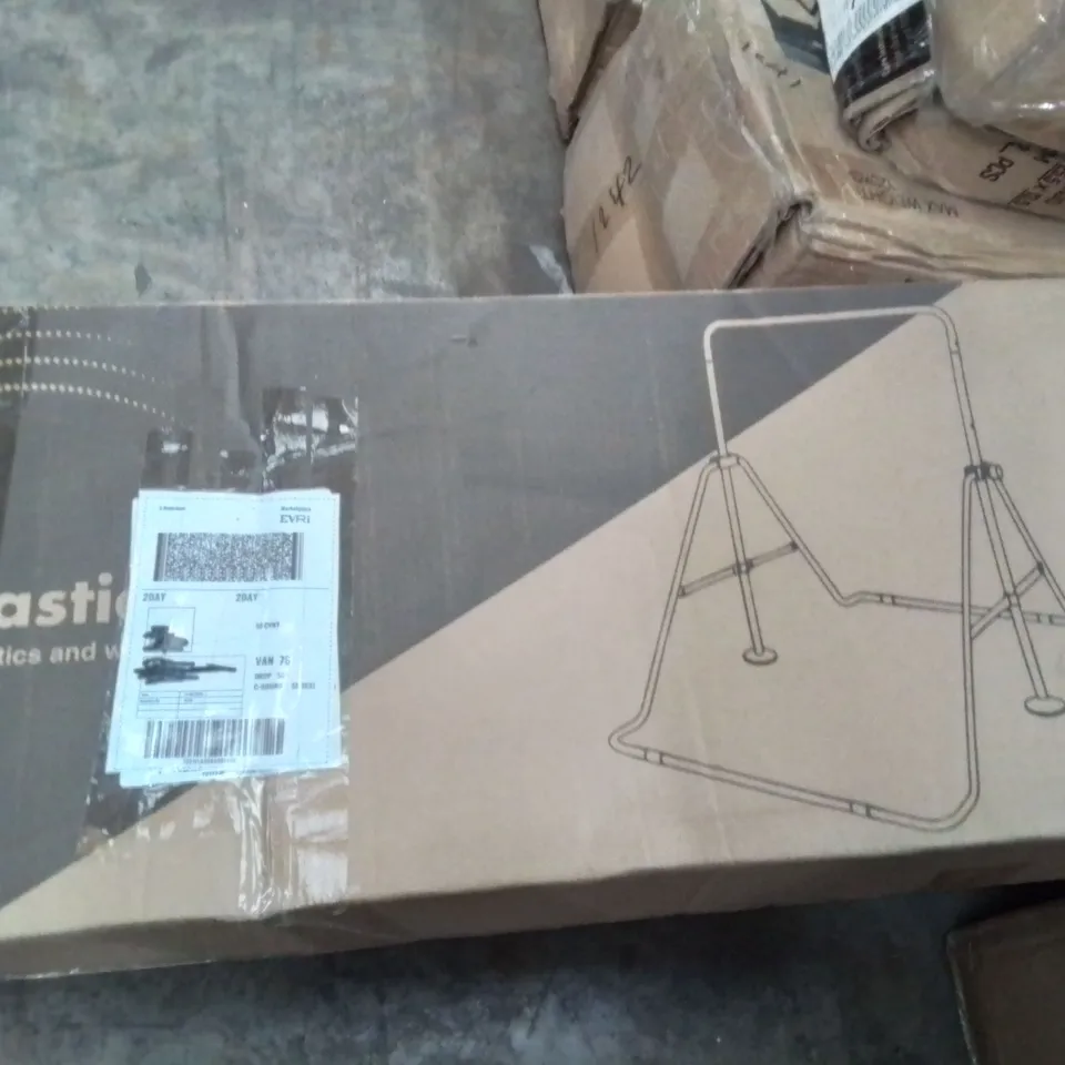 BOXED KAYMAN FOLDING GYMNASTICS BAR 