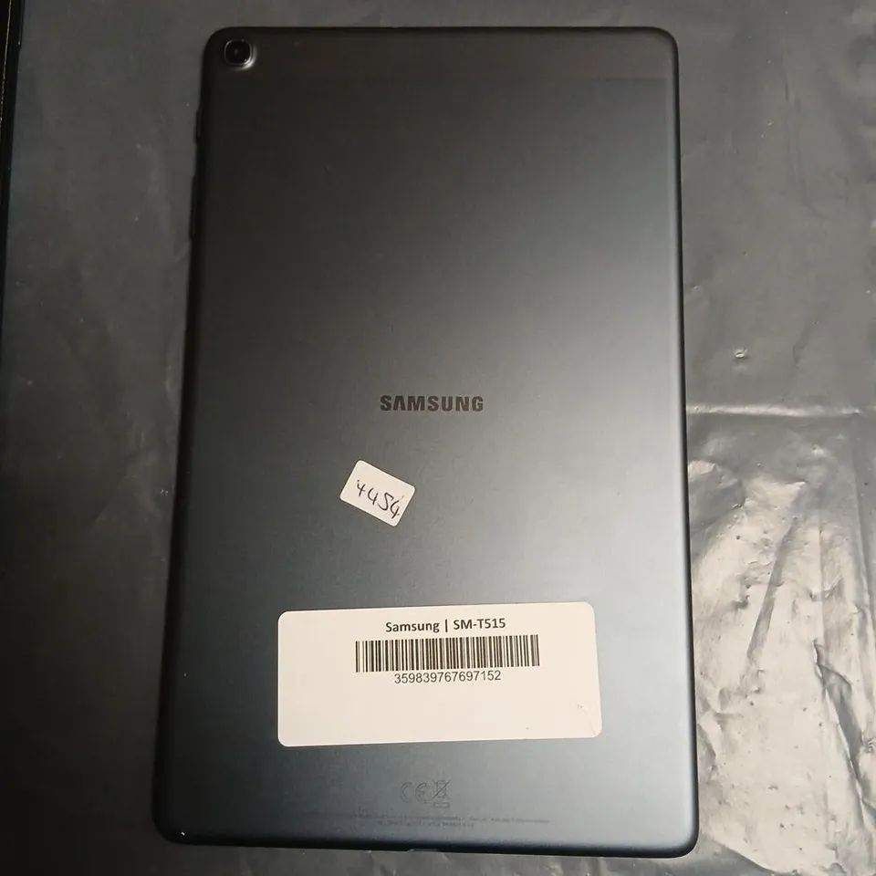 SAMSUNG GALAXY TAB SM-T515 TABLET