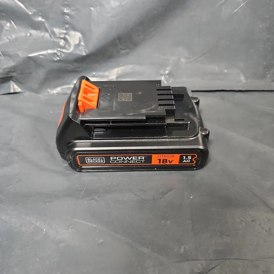 BLACK & DECKER 2 GEAR HAMMER DRILL & CASE 