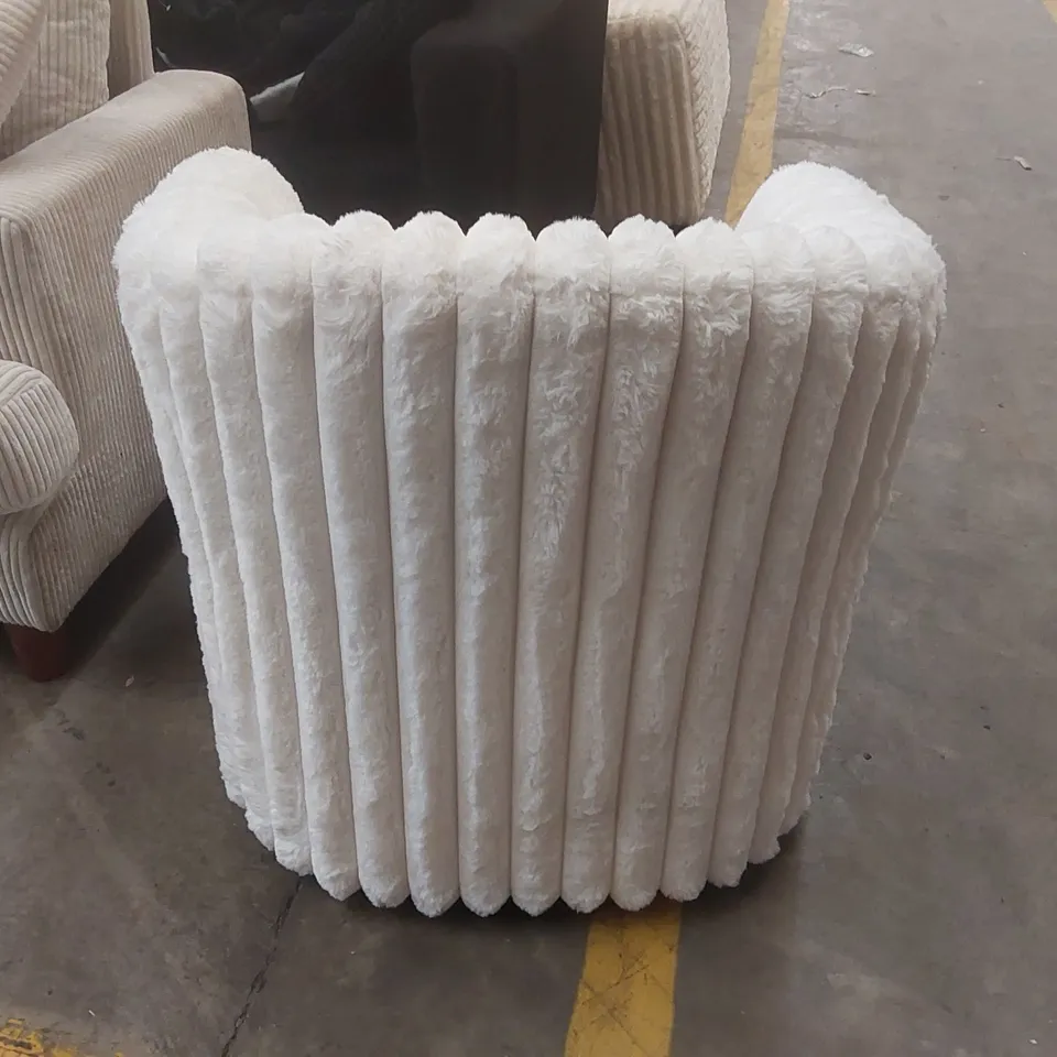 QUALITY DESIGNER FLUFFY SWIVEL TUB CHAIR